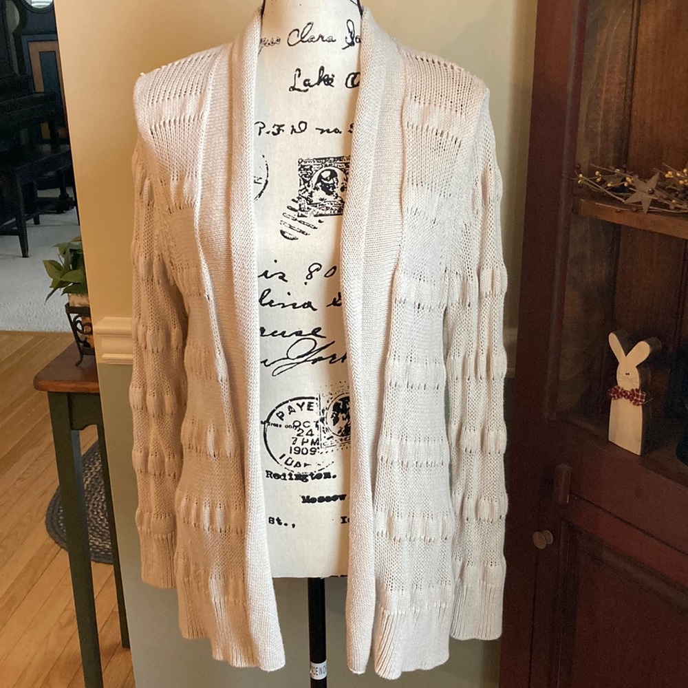 Axcess creme patterned cardigan